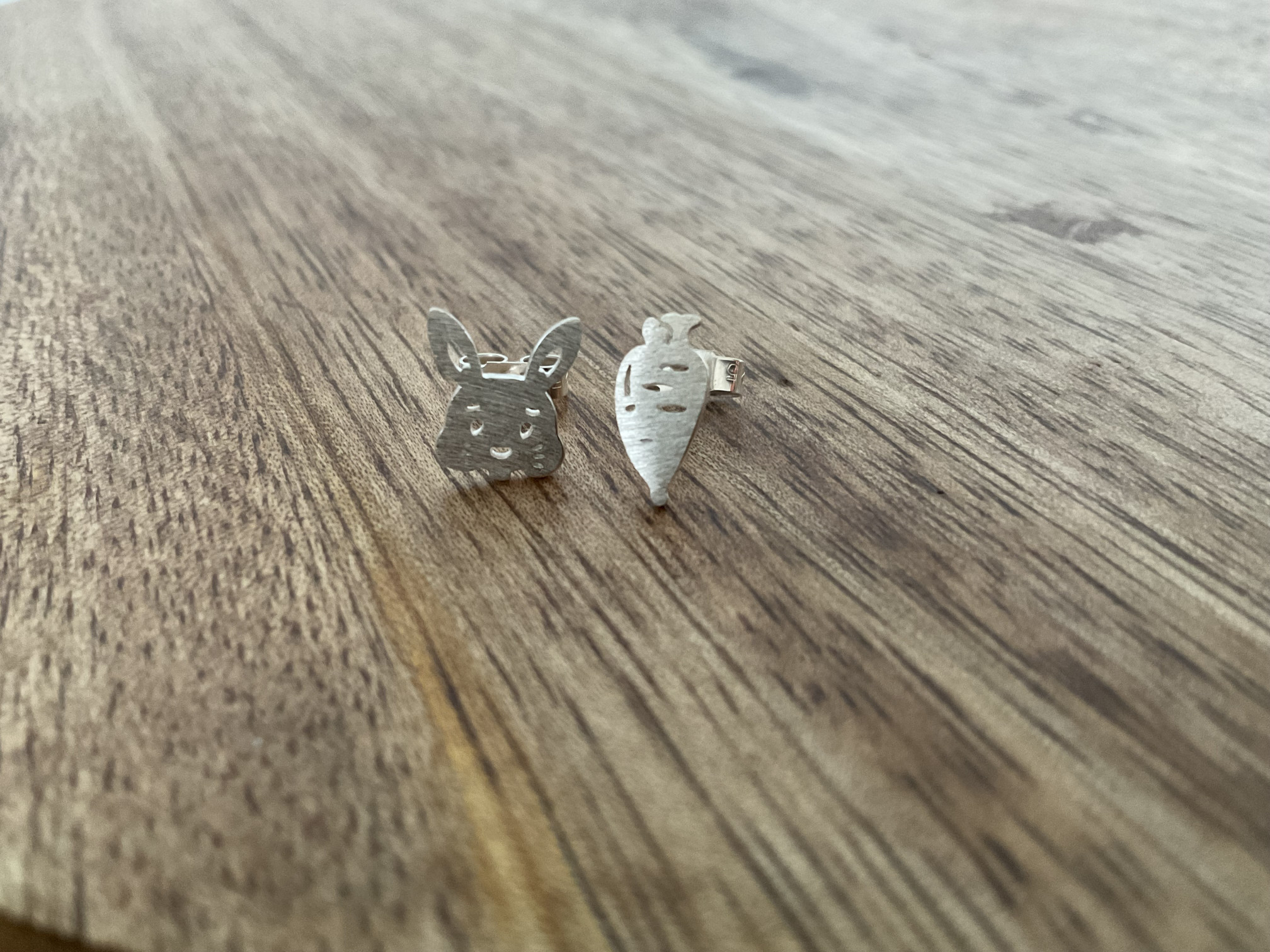 Rabbit & Carrot Silver Stud Earrings - Click Image to Close